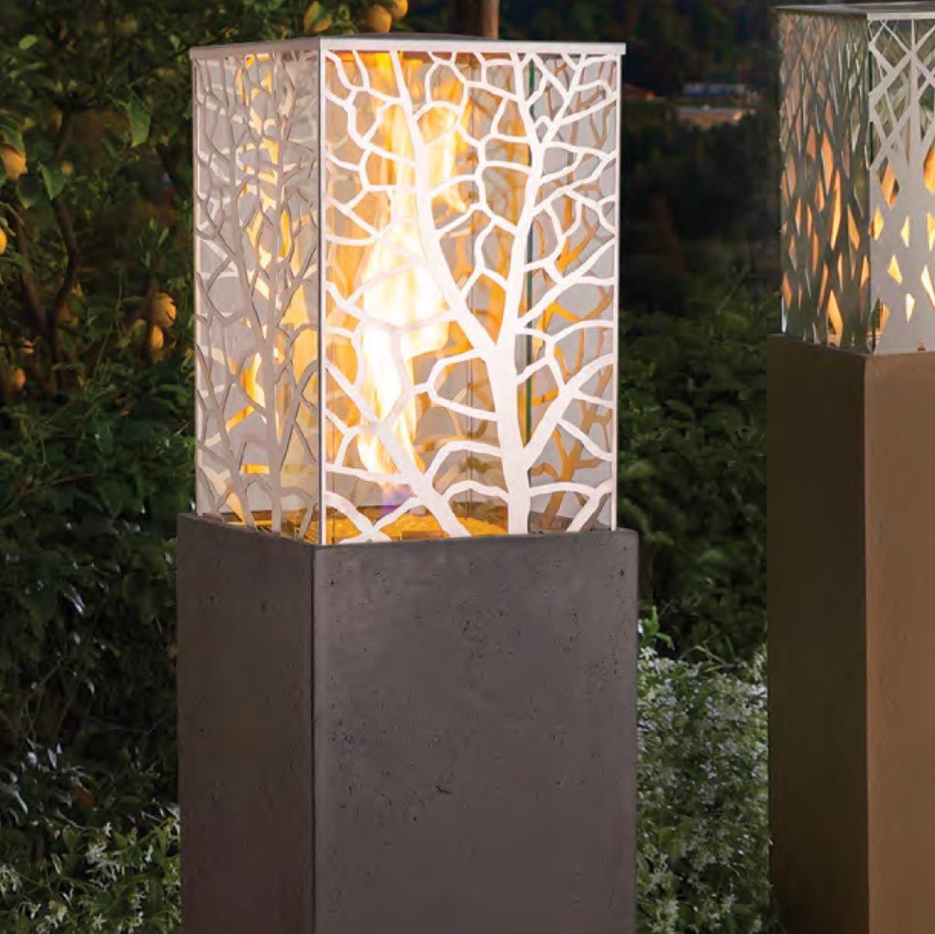 outdoor gas fire pedestal